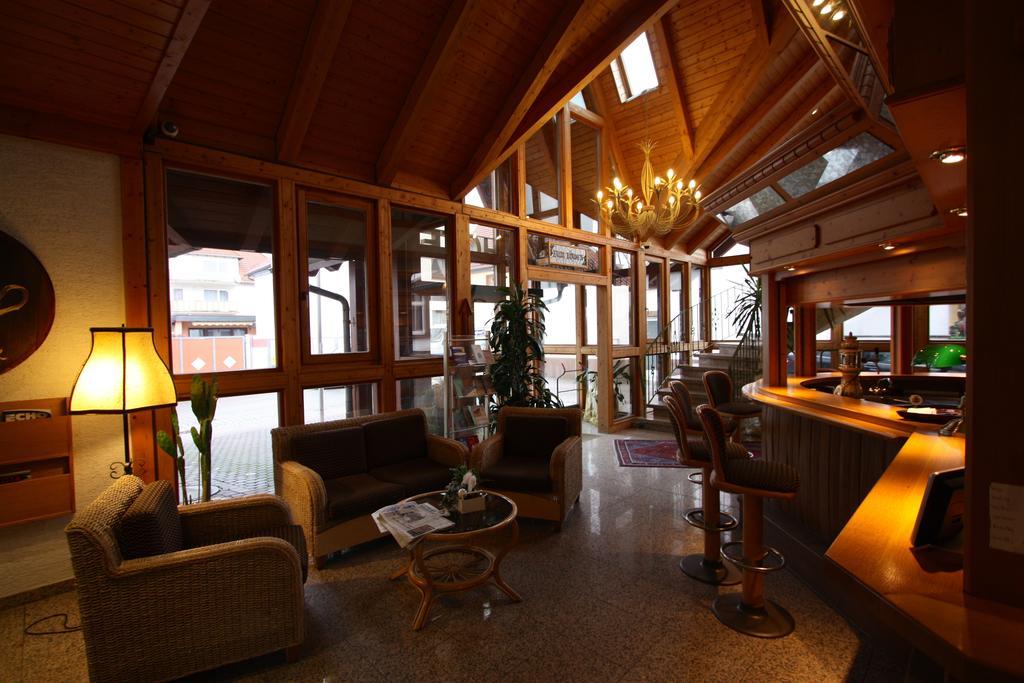 Hotel Zum Loewen Mörfelden-Walldorf Exterior foto