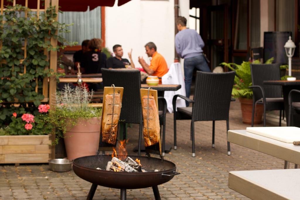 Hotel Zum Loewen Mörfelden-Walldorf Exterior foto