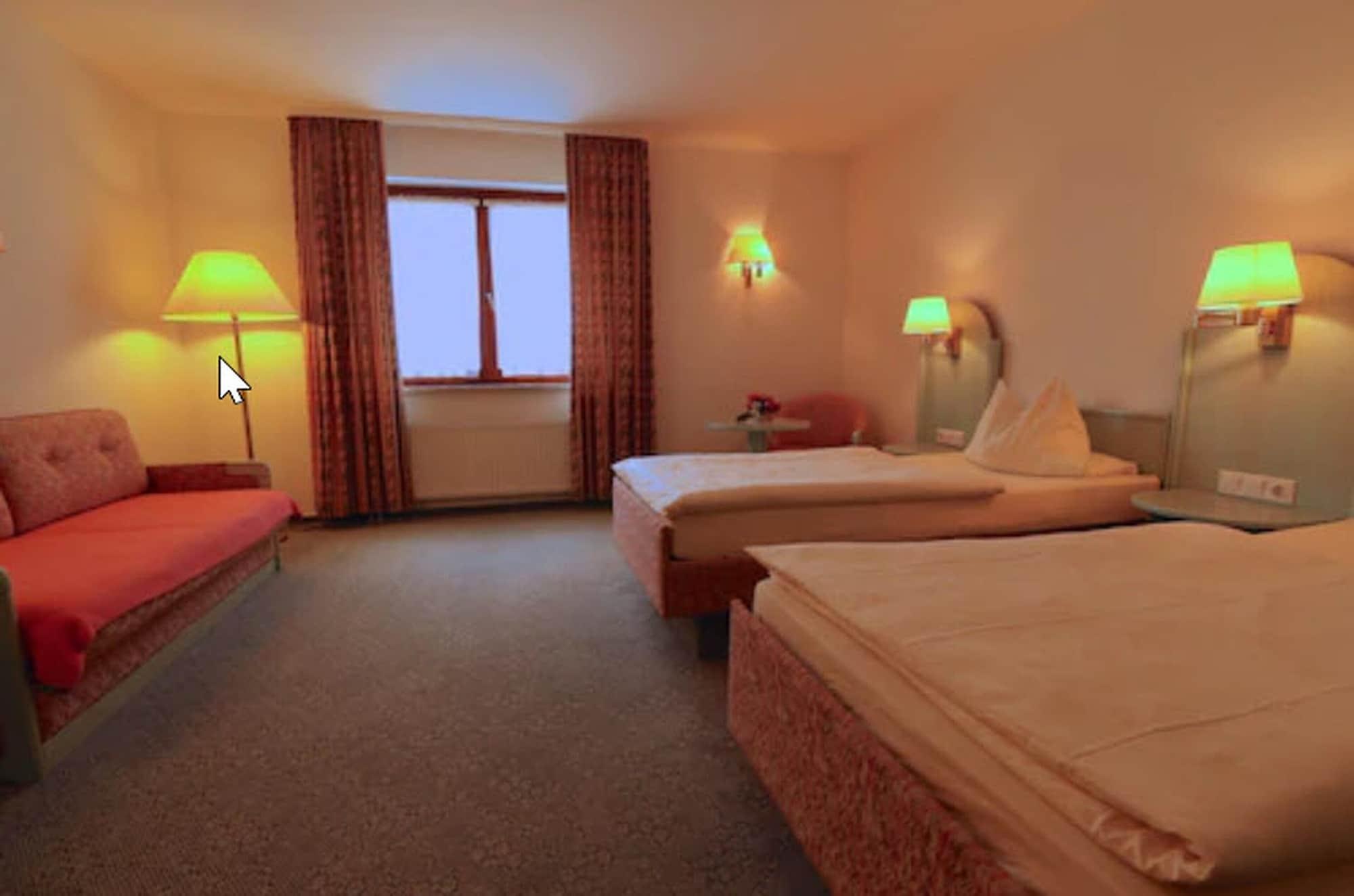 Hotel Zum Loewen Mörfelden-Walldorf Exterior foto