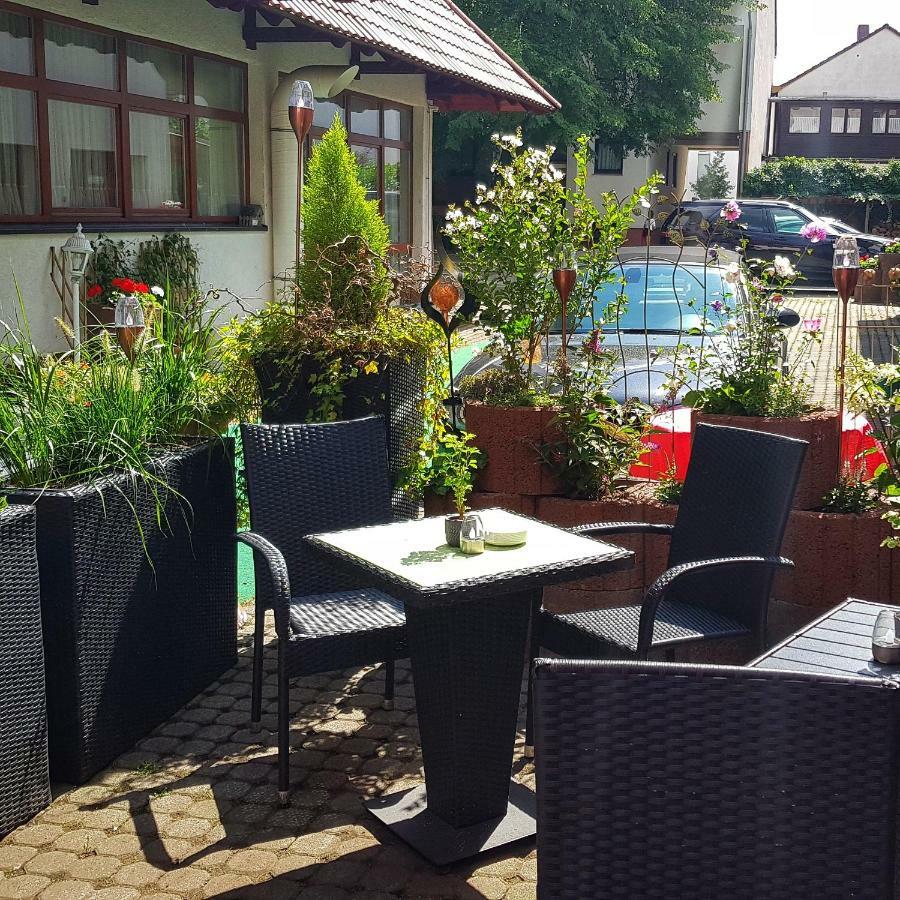 Hotel Zum Loewen Mörfelden-Walldorf Exterior foto
